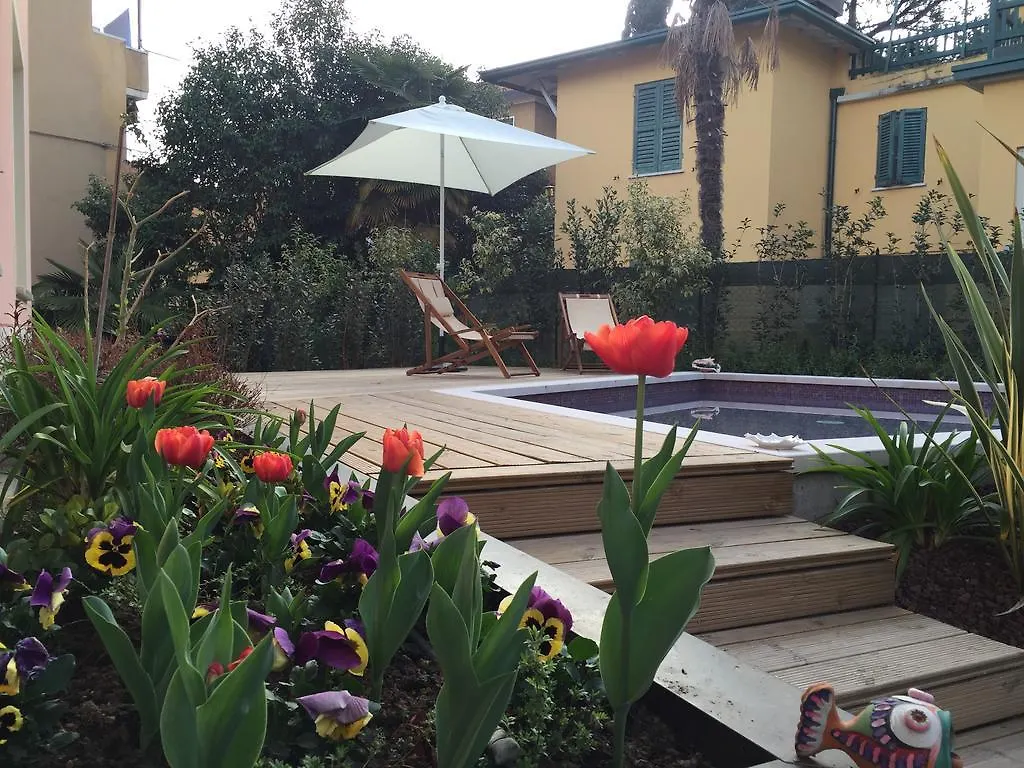 Villa Arzilla Desenzano del Garda 0*,