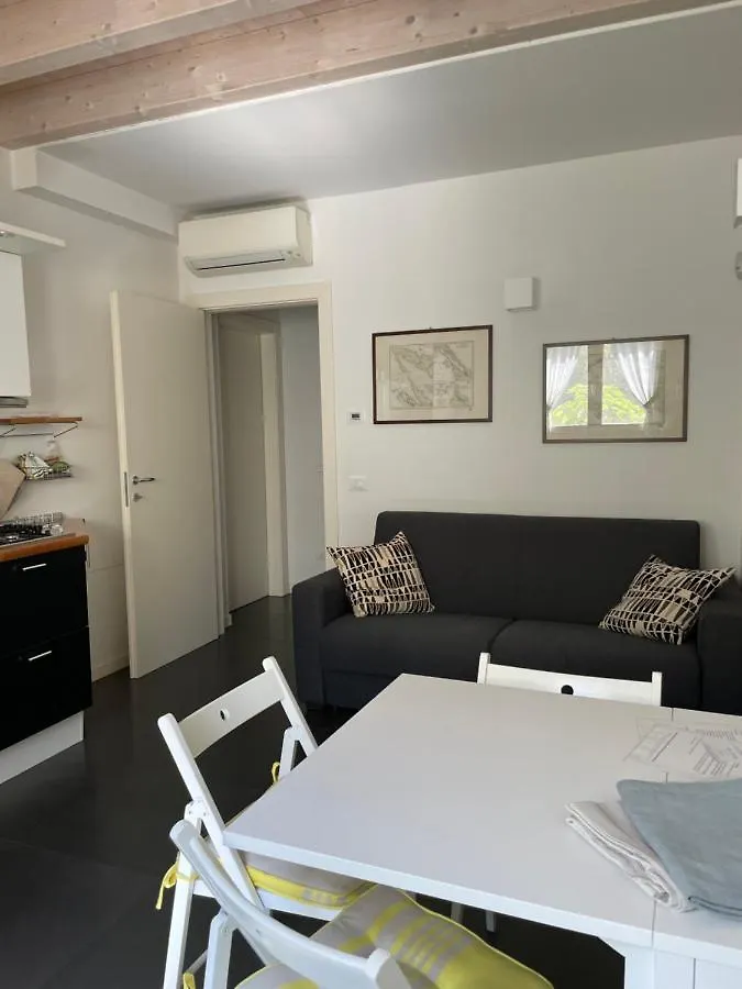 Apartament Villa Arzilla Desenzano del Garda Włochy